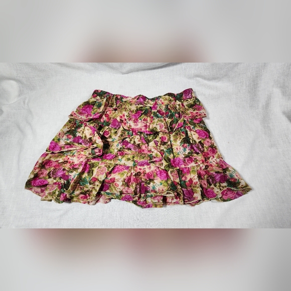 ♥️ dELIA*s WOMEN'S FLORAL PATTERN MINI SKIRT - SIZE M ♥️ - Picture 9 of 9